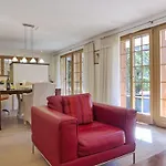 Smaragd-3 By Interhome *